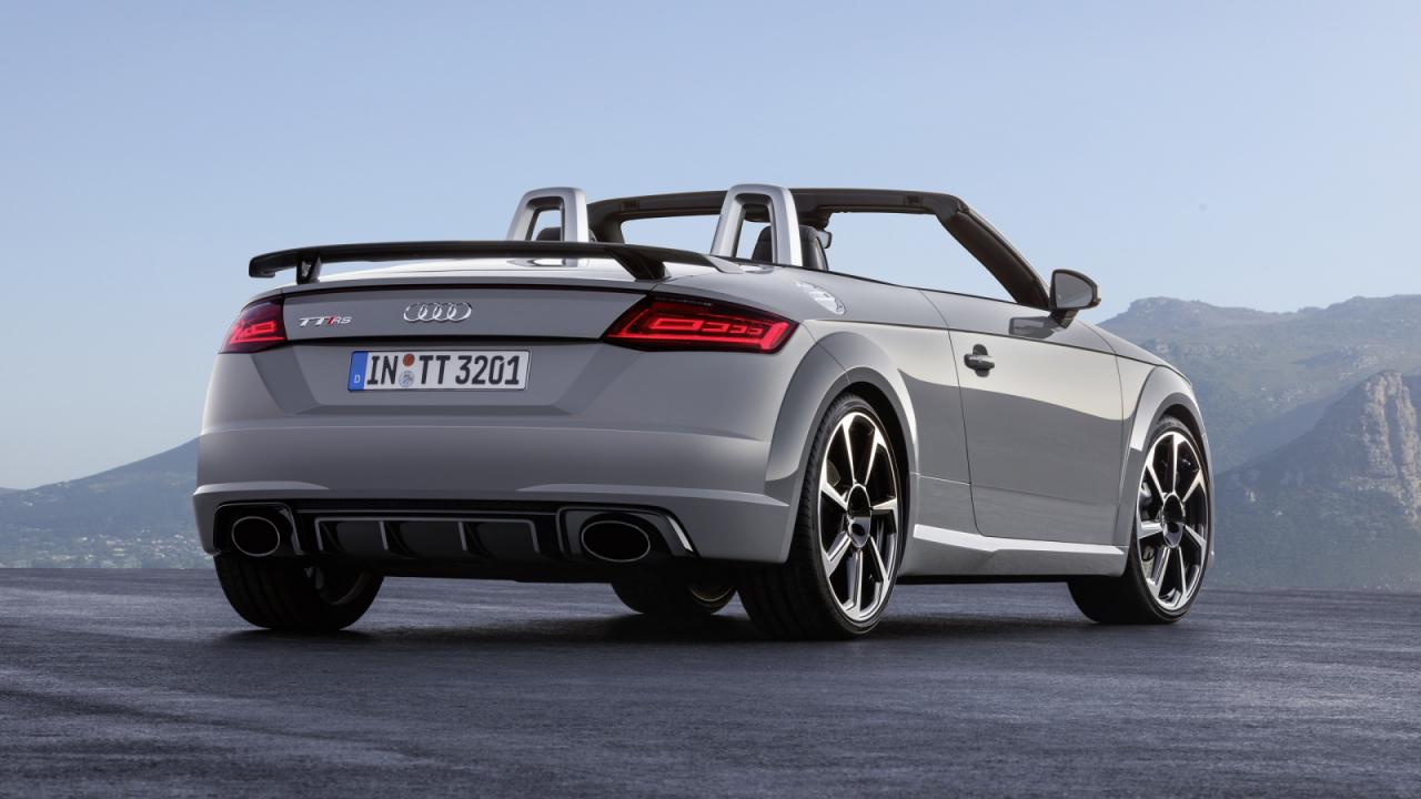 2016 Audi TT RS Coupe ve Roadster Galerisi