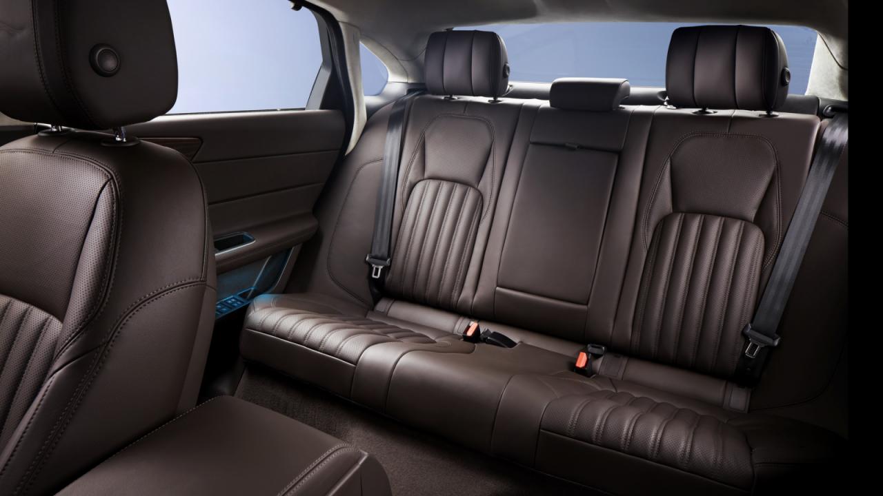 2017 Jaguar XFL Galerisi