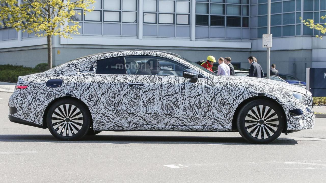 2018 Mercedes E S�n�f Coupe G�r�nt�lendi Galerisi
