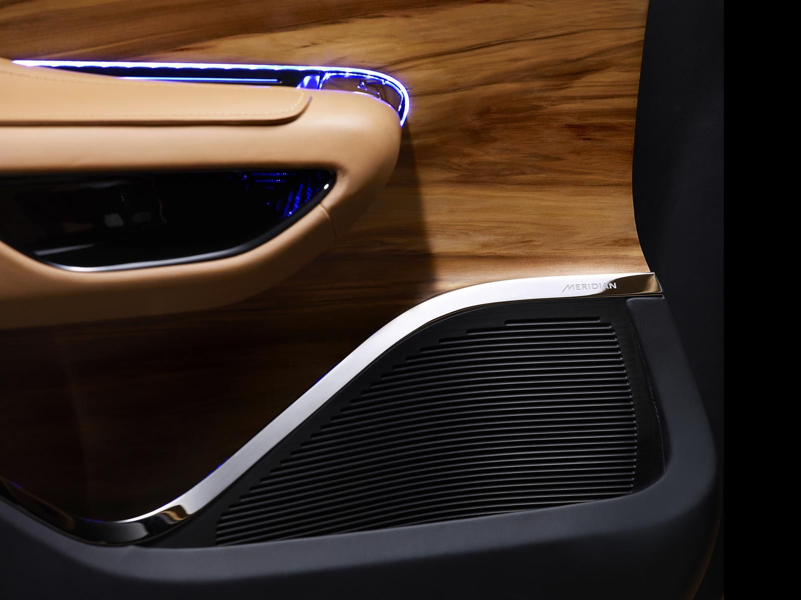 JAGUAR C-X17 KONSEPT GUANGZHOU RESM GALERS