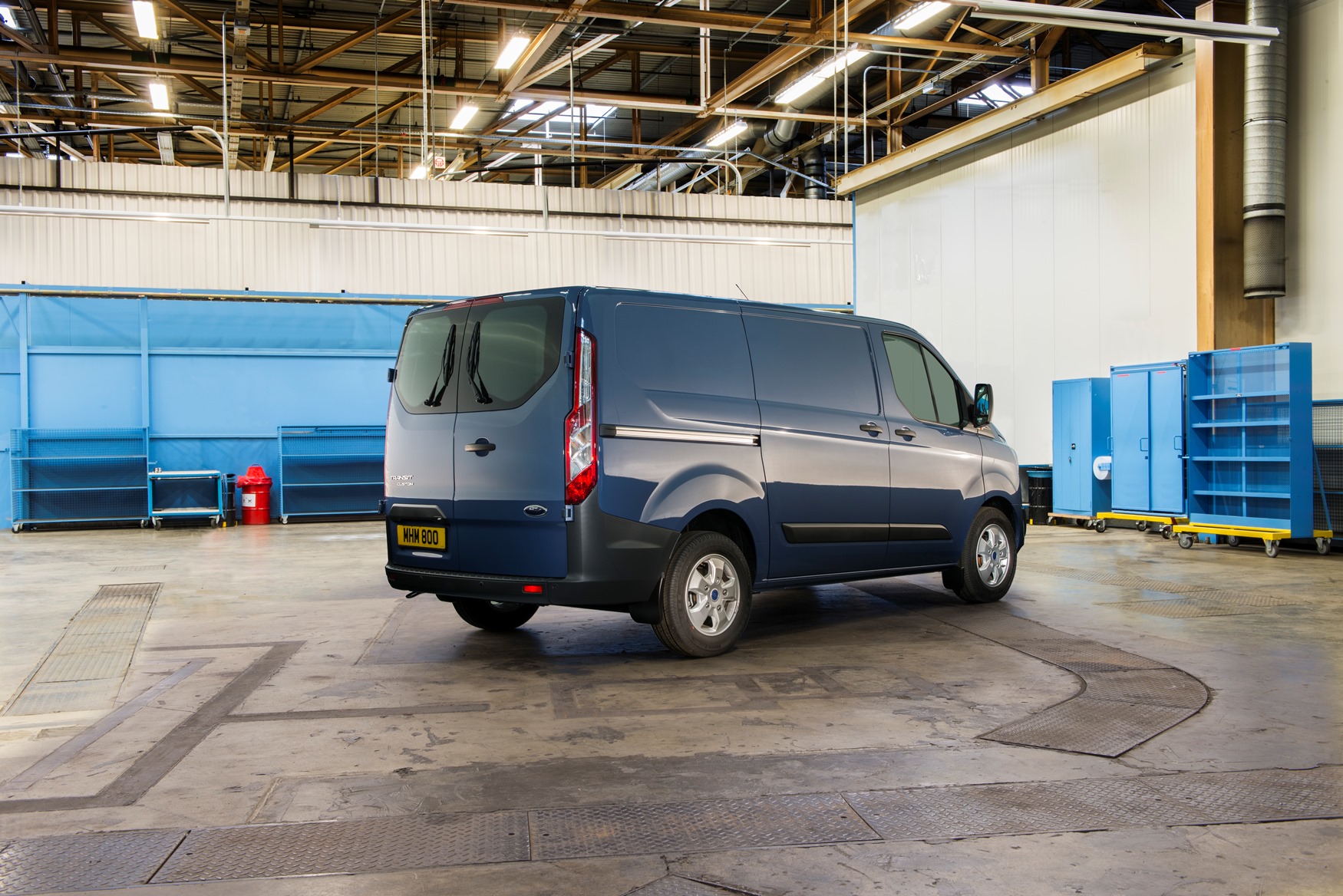  2016 Ford Transit ve  2016 Ford Transit Custom Resim Galerisi