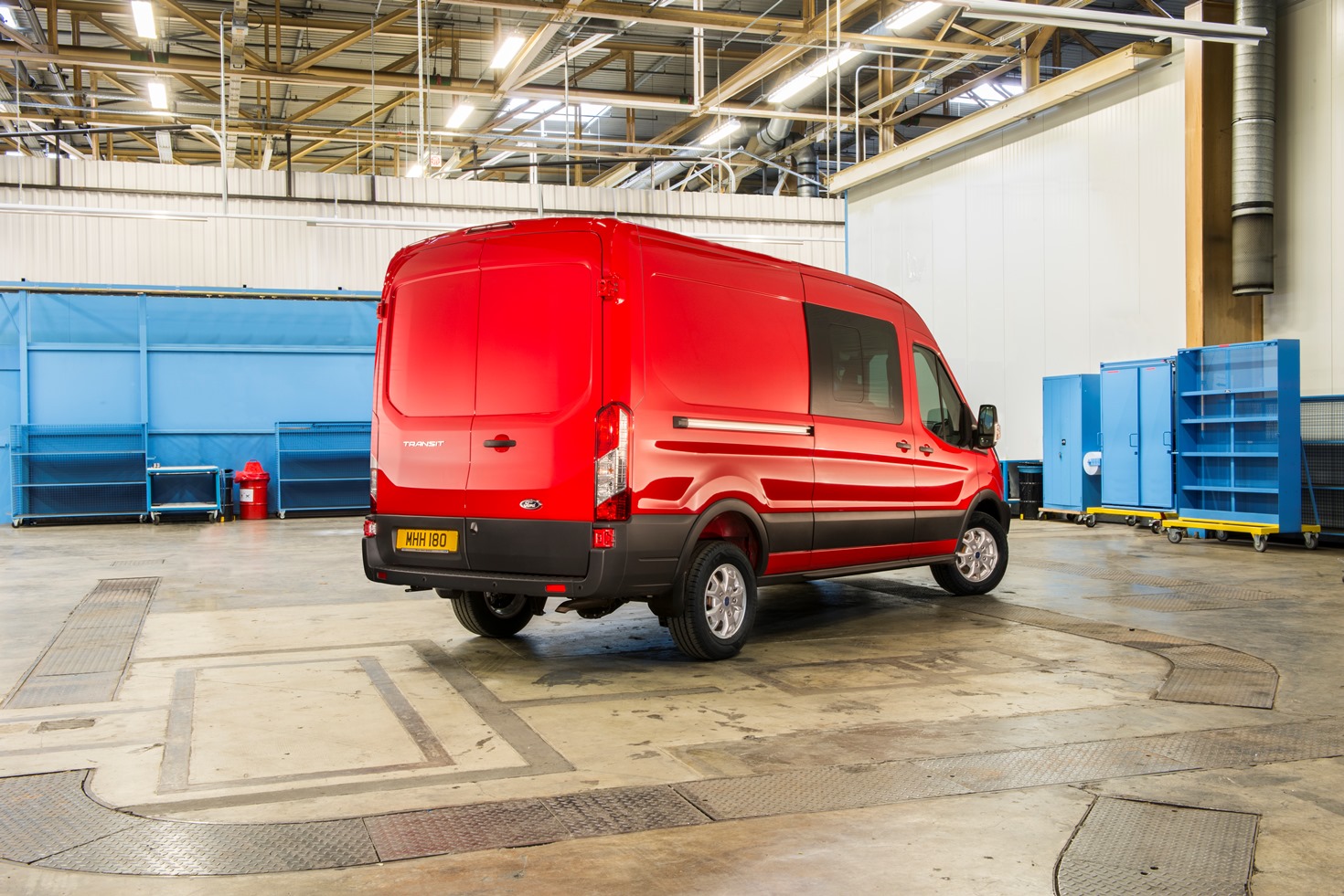  2016 Ford Transit ve  2016 Ford Transit Custom Resim Galerisi