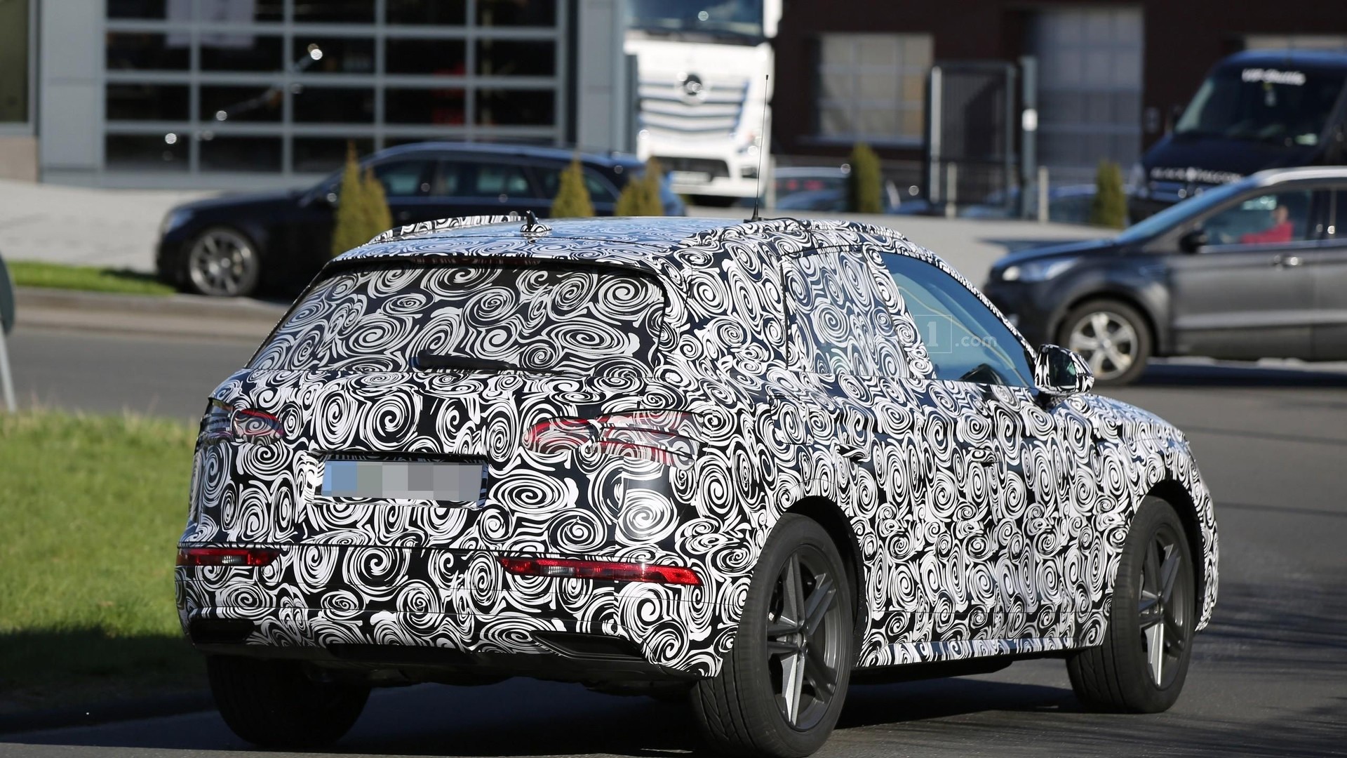 2017 Audi Q5 Kamuflajl� Olarak G�r�nt�lendi.