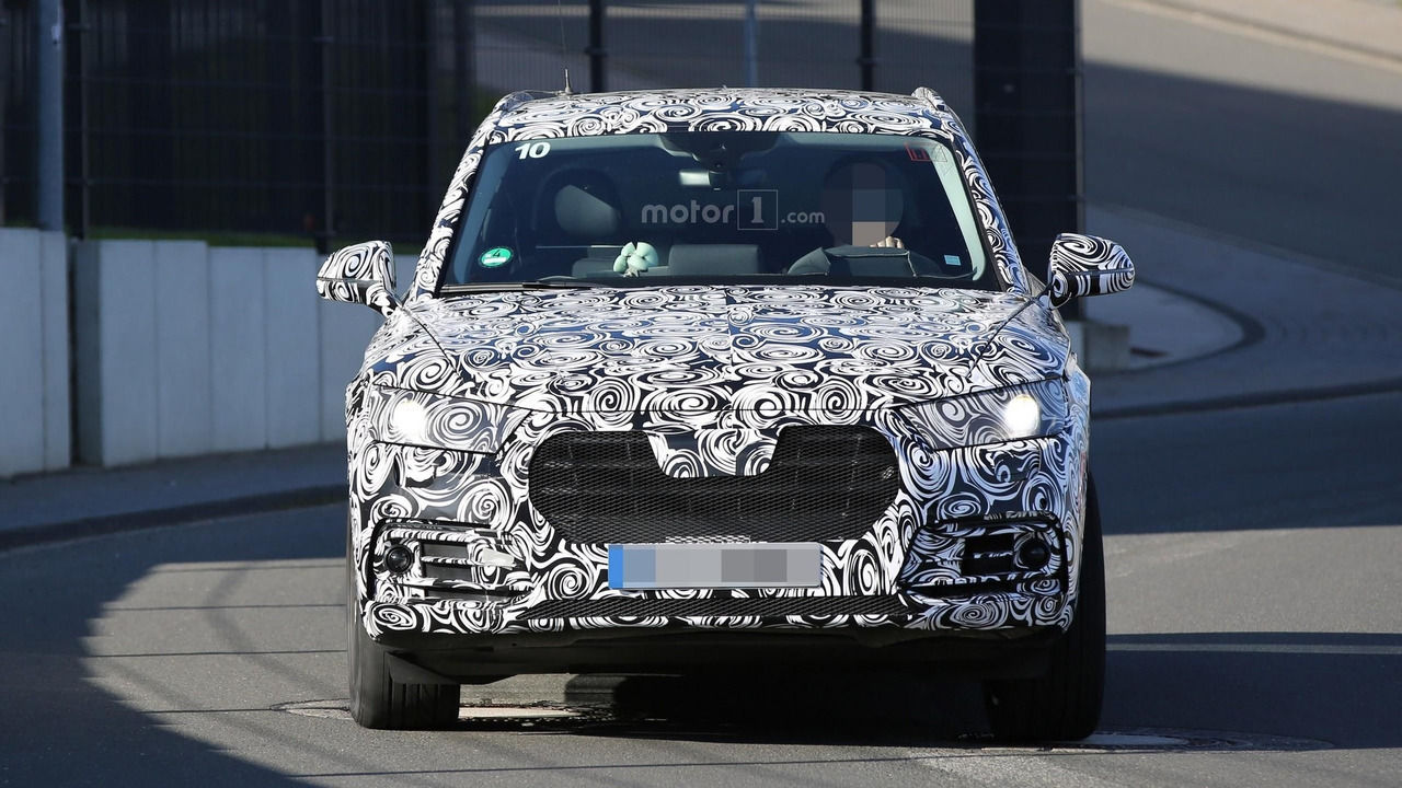 2017 Audi Q5 Kamuflajl� Olarak G�r�nt�lendi.