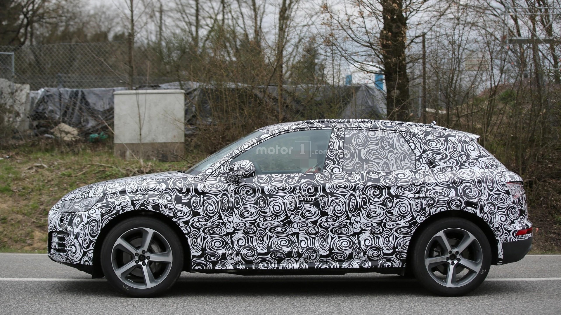 2017 Audi Q5 Kamuflajl� Olarak G�r�nt�lendi.