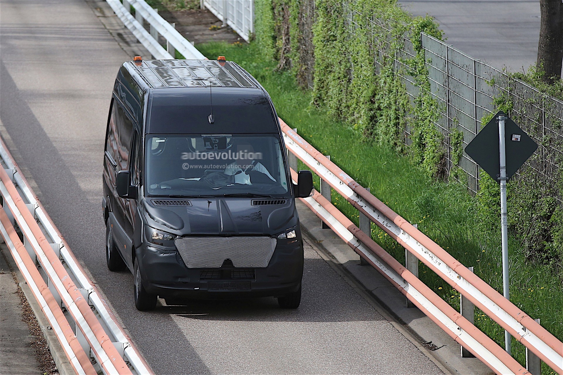 2017 Mercedes Benz Sprinter Kamuflajs�z Resim Galerisi