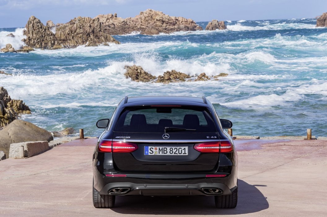 Mercedes E43 AMG Estate Resim Galerisi