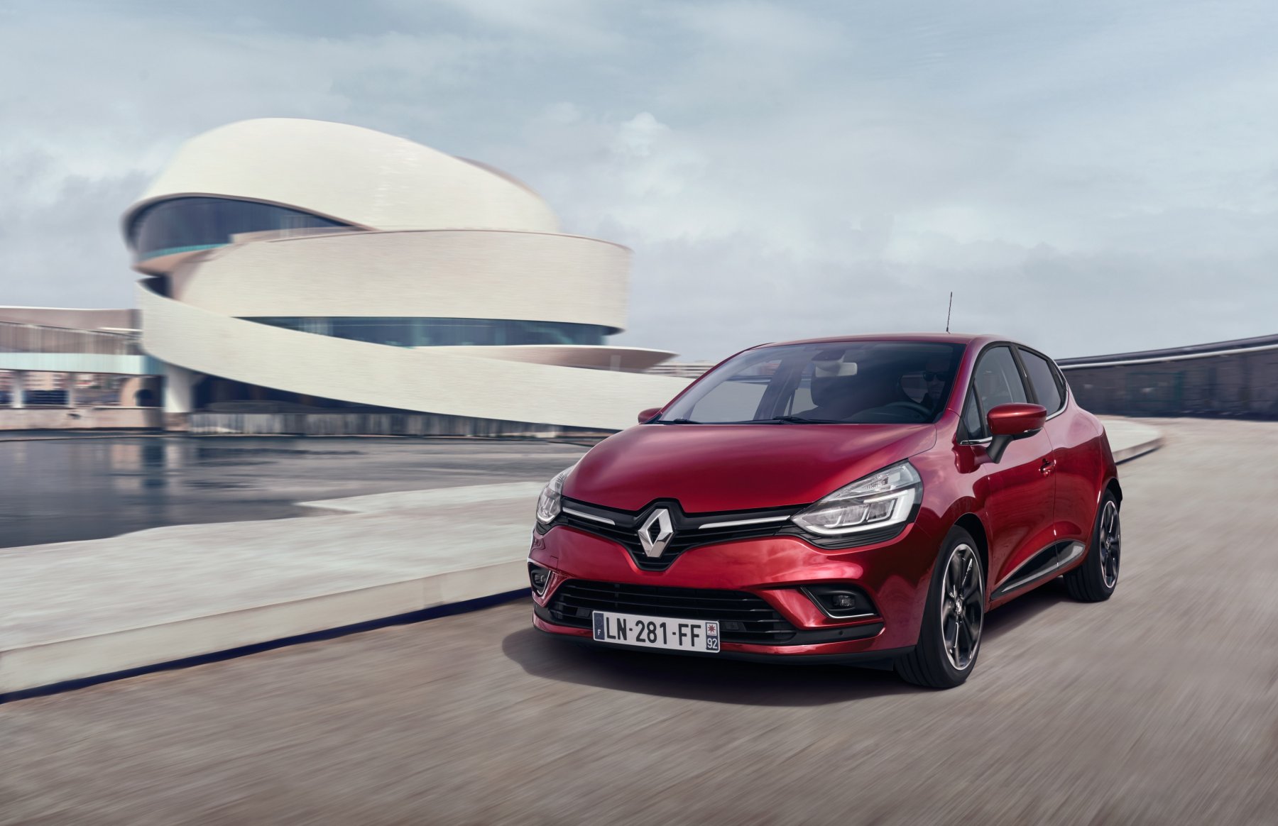 2016 Makyajl� Renault Clio Resim Galerisi