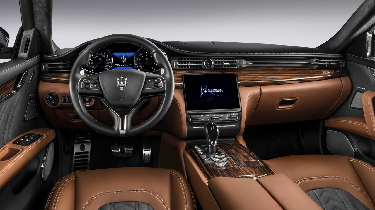 2017 Maserati Quattroporte Resim Galerisi