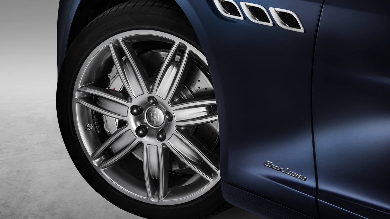 2017 Maserati Quattroporte Resim Galerisi
