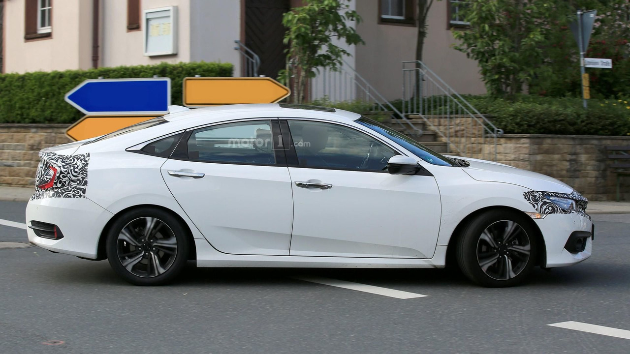 2017 Honda Civic Ailesi Avrupa Kamuflajl� Resim Galerisi