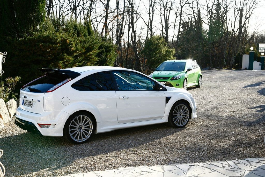 FORD FOCUS RS (2009) GALER