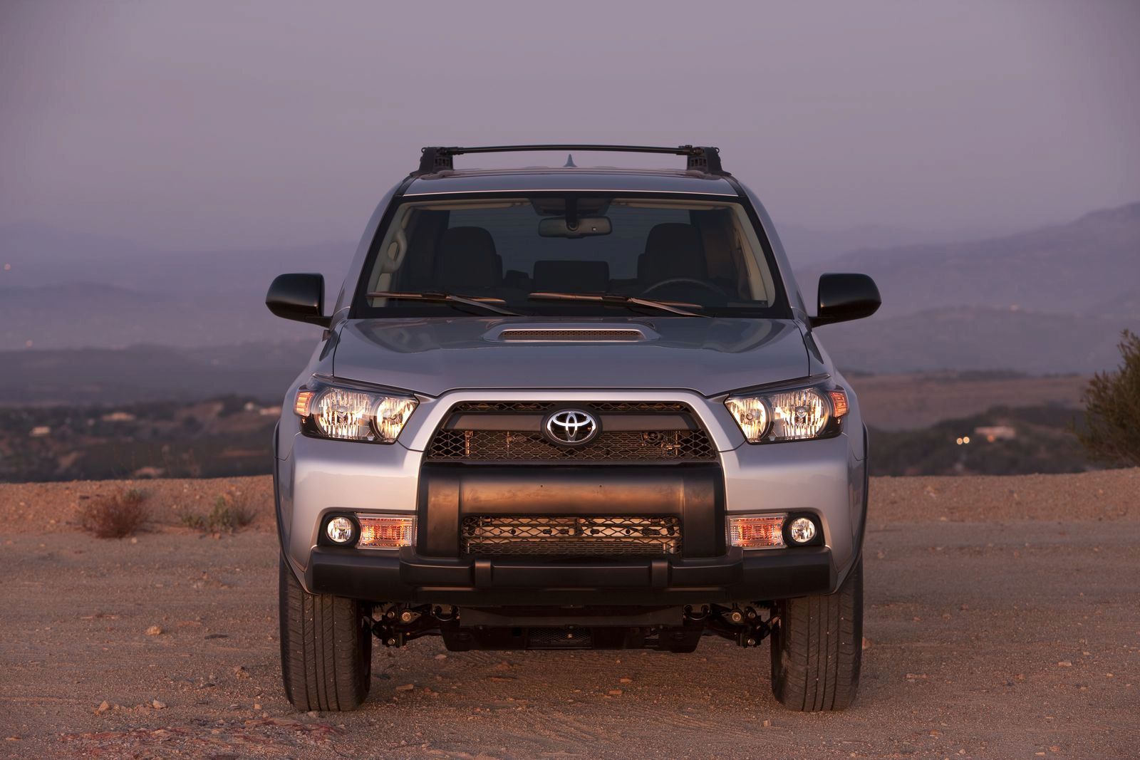 TOYOTA 4RUNNER (2010) GALER