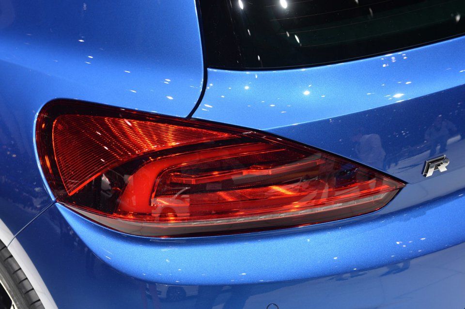 YEN MAKYAJLI VOLKSWAGEN SCROCCO R CENEVRE RESM GALERS