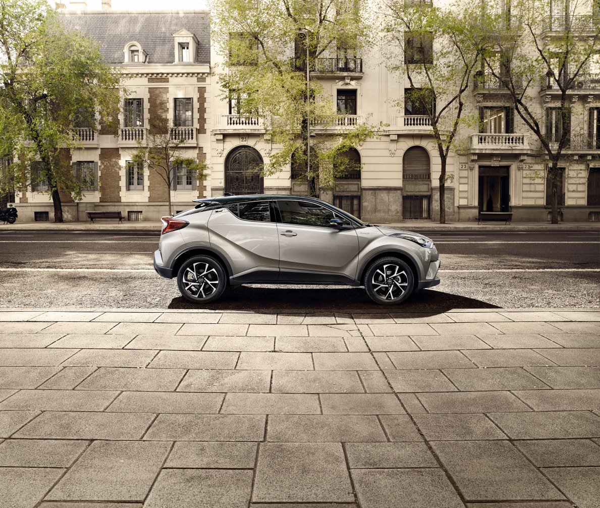 2017 Toyota C-HR Kabin G�r�nt�leri