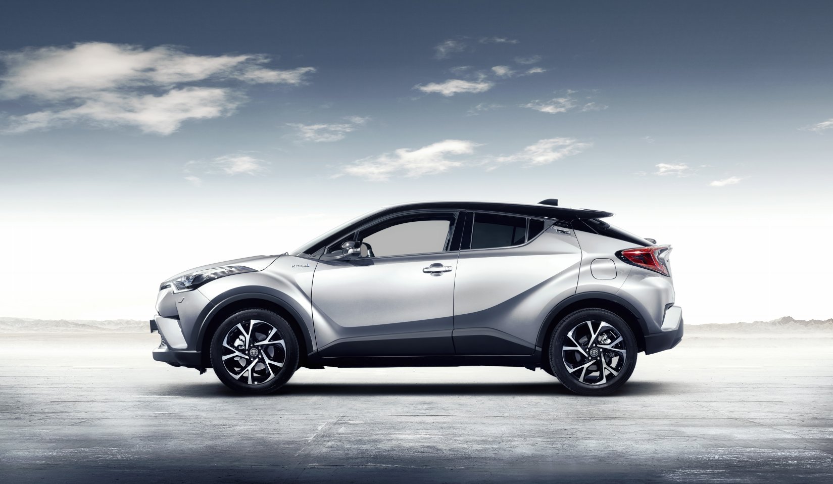 2017 Toyota C-HR Kabin G�r�nt�leri