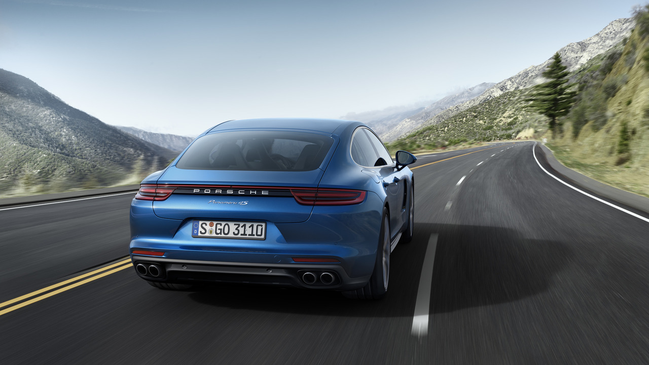 2017 Porsche Panamera Resim Galerisi