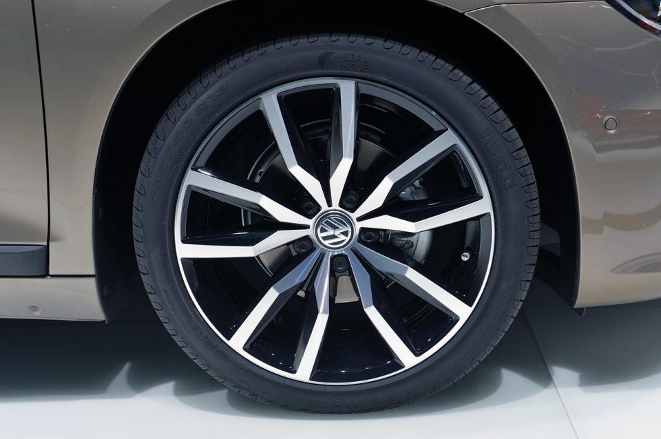 YEN MAKYAJLI VOLKSWAGEN SCROCCO CENEVRE RESM GALERS