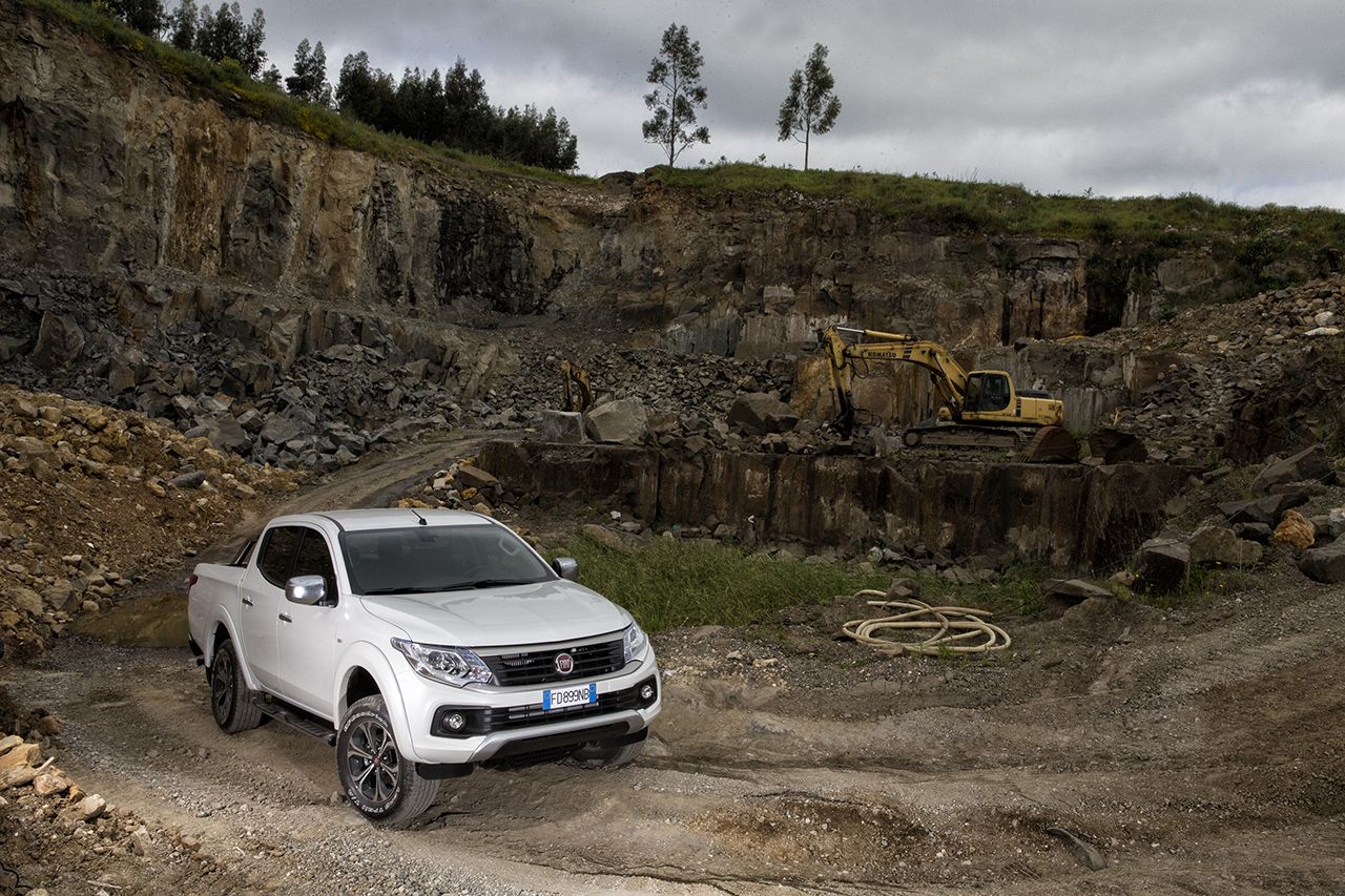 Fiat Fullback Detayl� Resim Galerisi