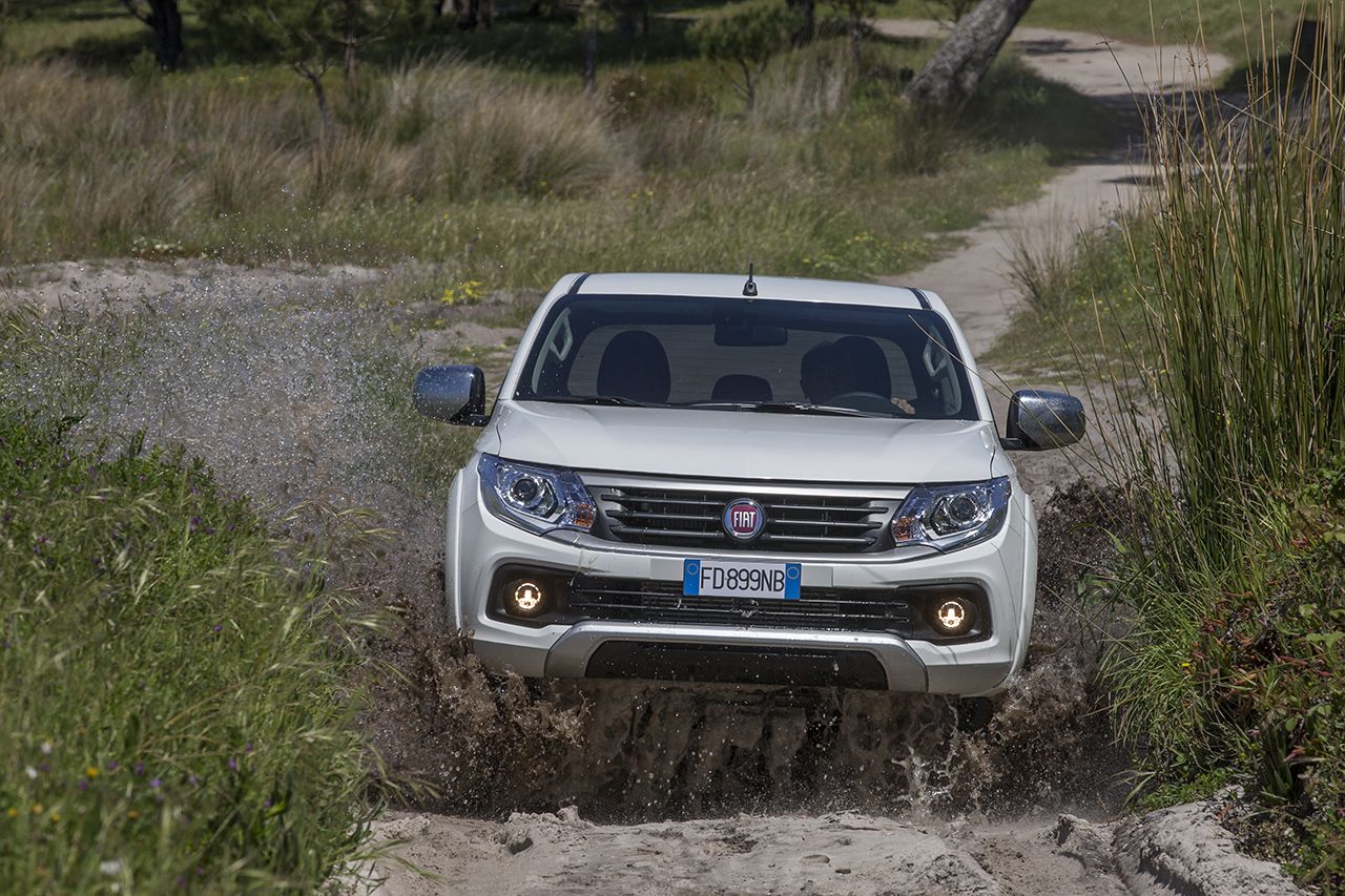 Fiat Fullback Detayl� Resim Galerisi