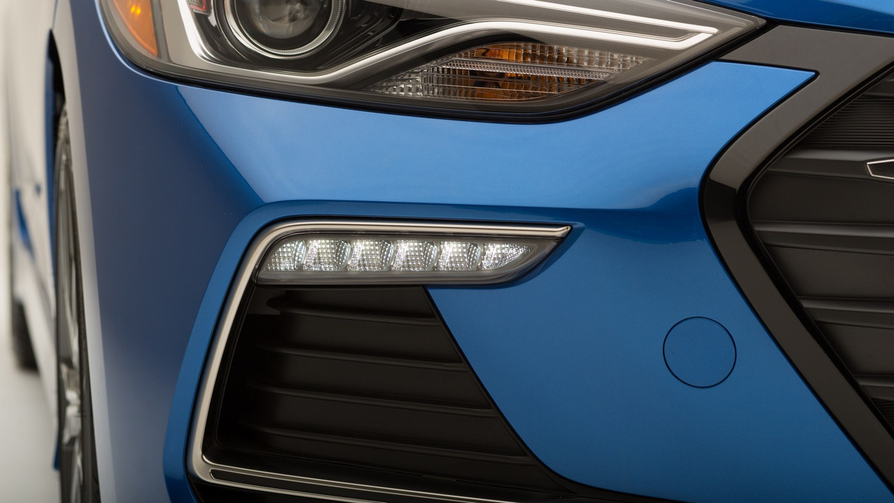 2016 Hyundai Elantra Sport Resim Galerisi