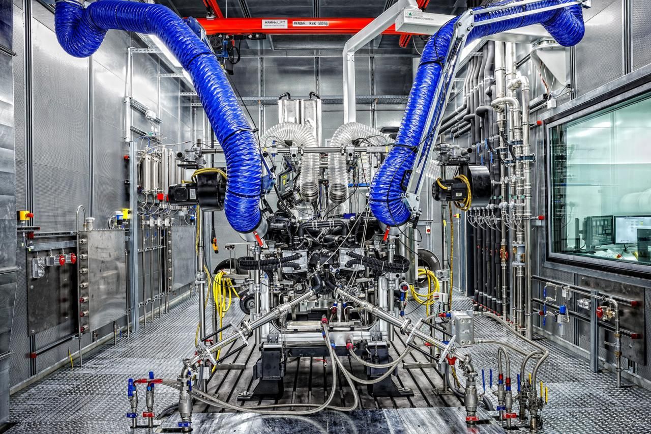 MERCEDE AMG GT 4.0 V8 Biturbo MOTOR RESM GALERS