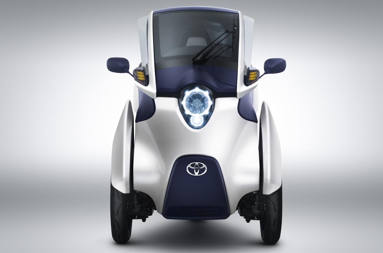 TOYOTA i-Road GALER
