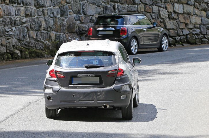 2017 Ford Fiesta resim galerisi