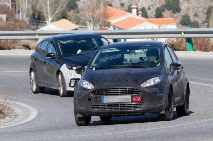 2017 Ford Fiesta resim galerisi