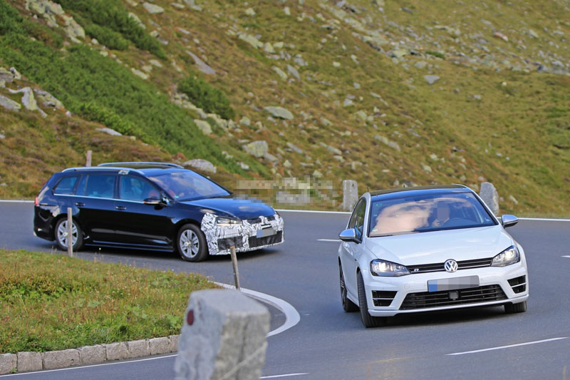 Volkswagen Golf R SportWagen resim galerisi