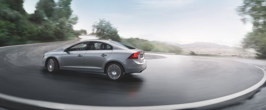 YEN MAKYAJLI 2014 VOLVO S60 GALER (2)