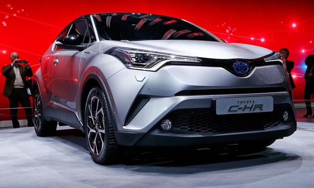 Yeni Toyota C-HR resim galerisi