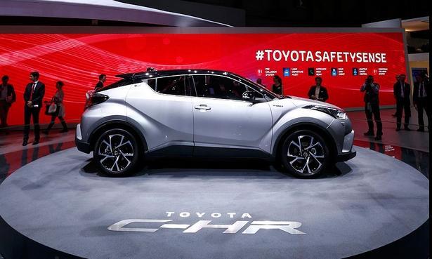 Yeni Toyota C-HR resim galerisi