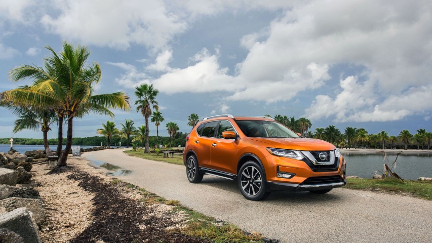 Nissan Rogue 2017 resim galerisi