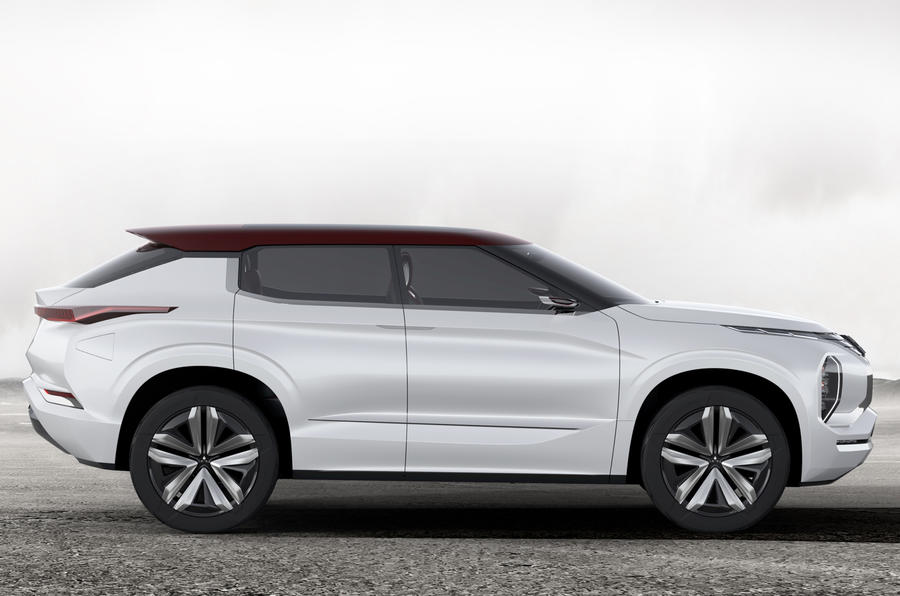 Mitsubishi GT PHEV resim galerisi