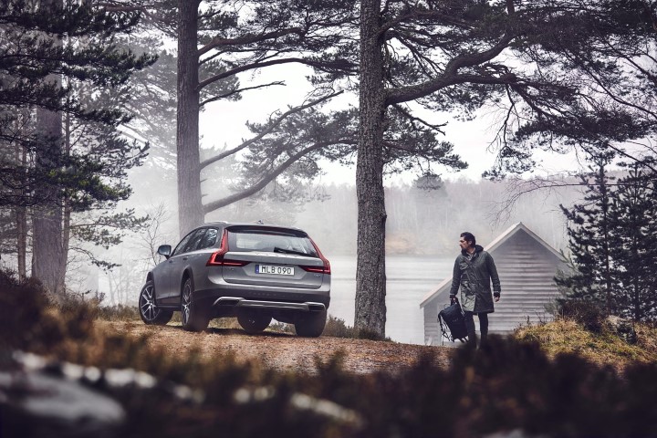 Volvo V90 Cross Country yeni resim galerisi