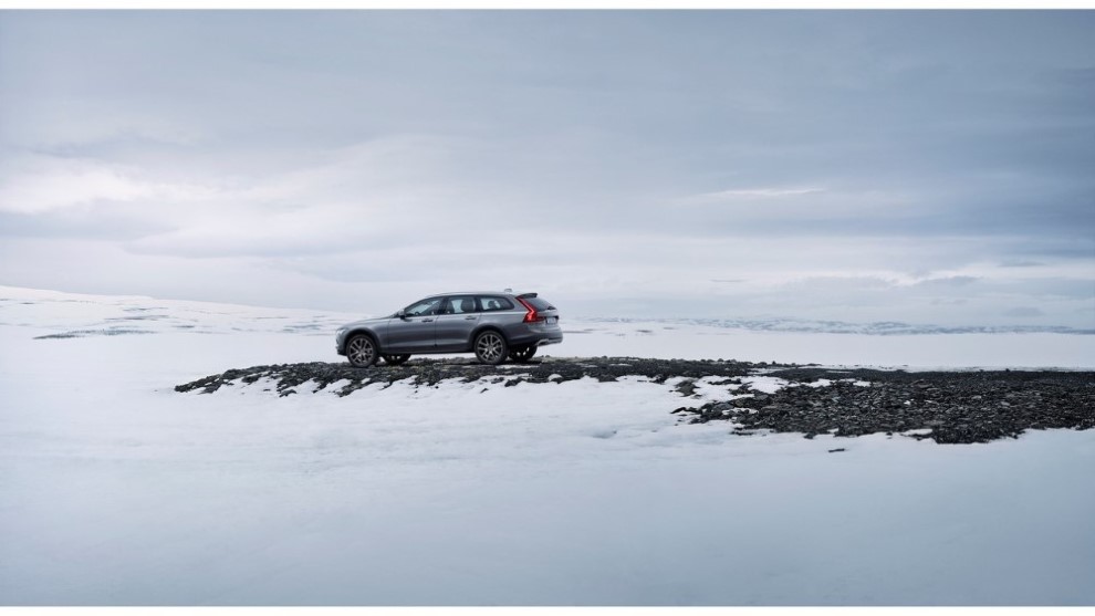 Volvo V90 Cross Country yeni resim galerisi