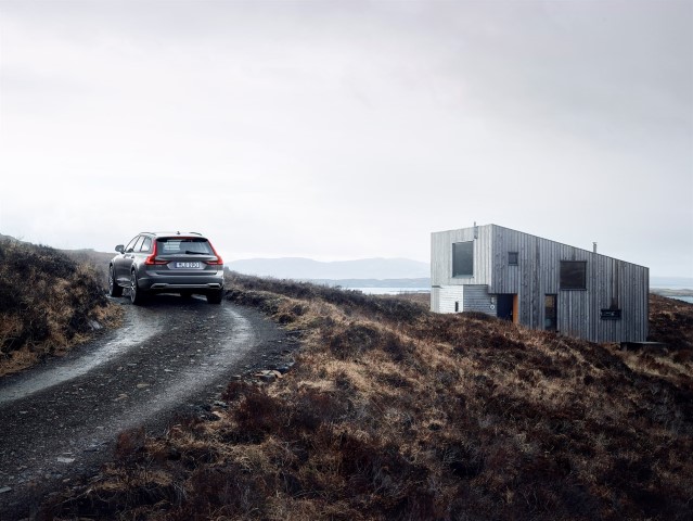 Volvo V90 Cross Country yeni resim galerisi