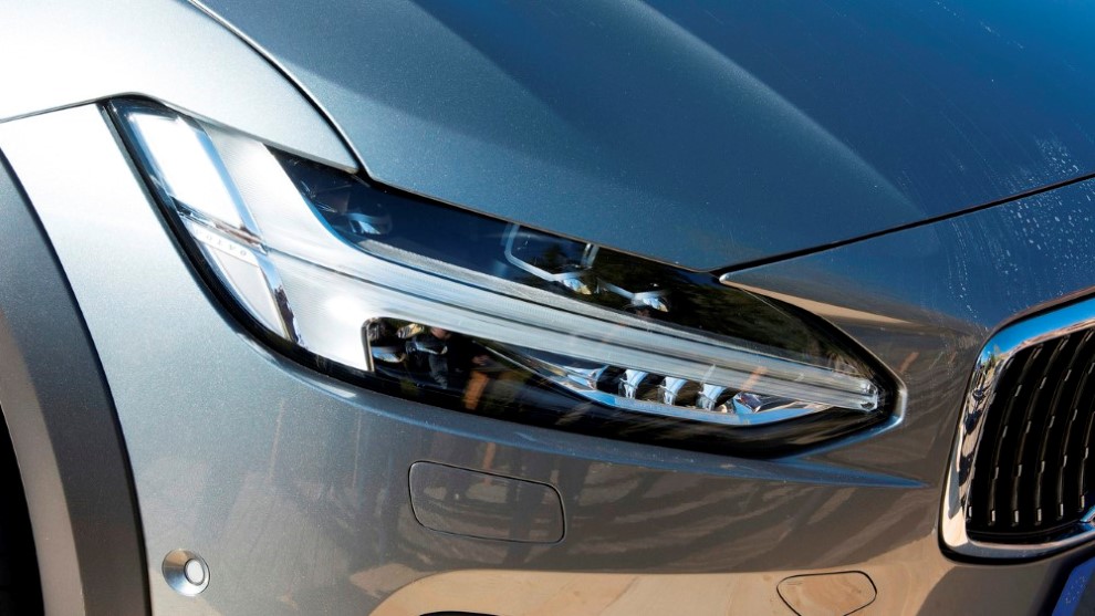 Volvo V90 Cross Country yeni resim galerisi