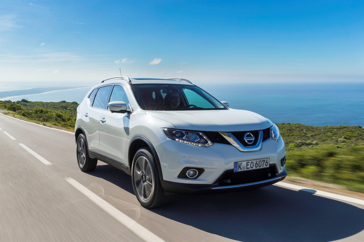 YEN NSSAN X-TRAL 1.6 DCI XTRONIC DETAYLI RESM GALERS