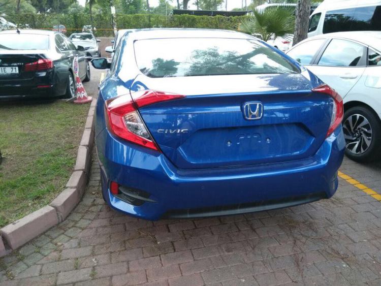 2016 Honda Civic Sedan Lansman Resim Galerisi