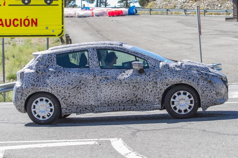 2017 Nissan Micra resim galerisi