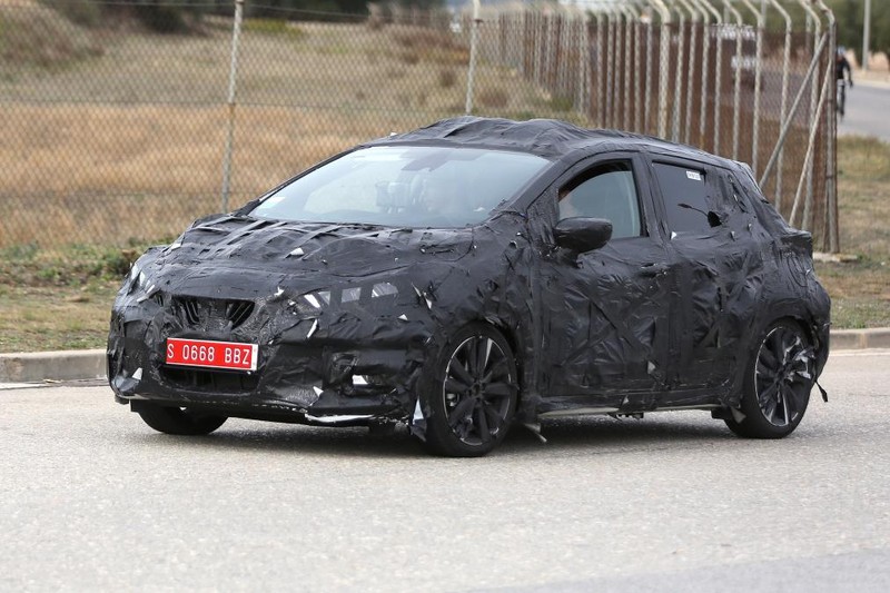 2017 Nissan Micra resim galerisi