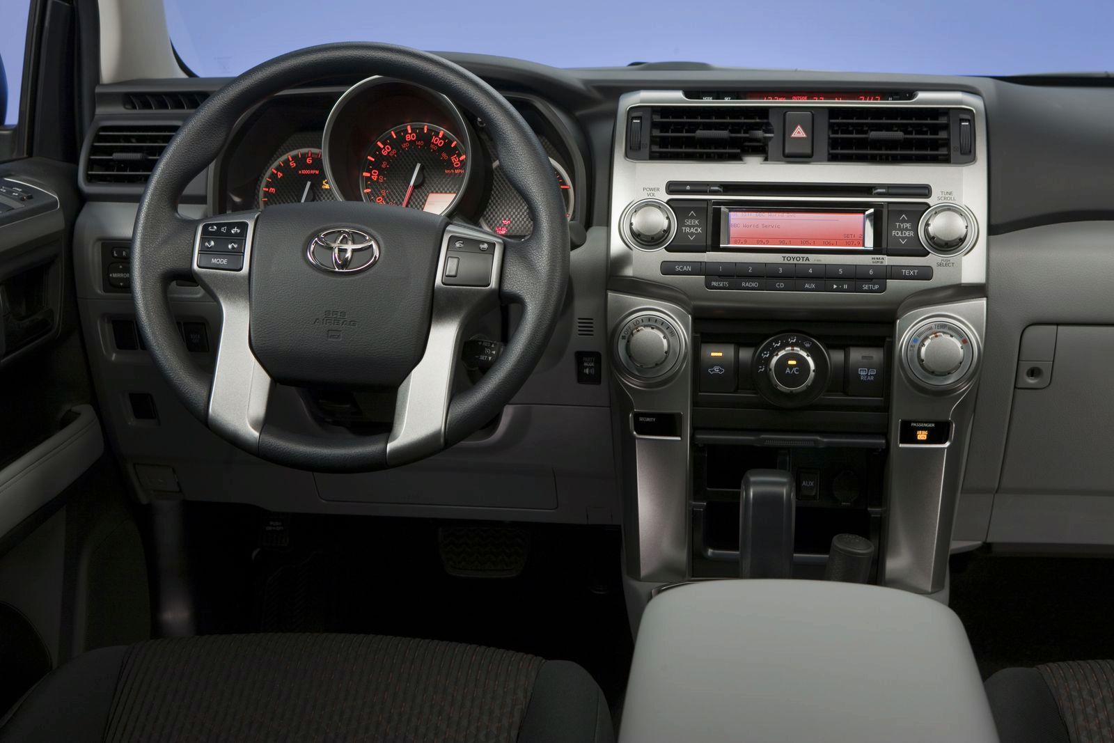 TOYOTA 4RUNNER (2010) GALER