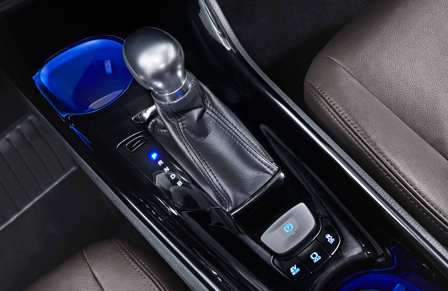 2017 Toyota C-HR Detayl� Resim Galerisi