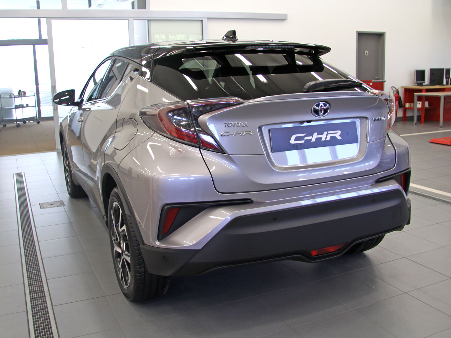 2017 Toyota C-HR Detayl� Resim Galerisi