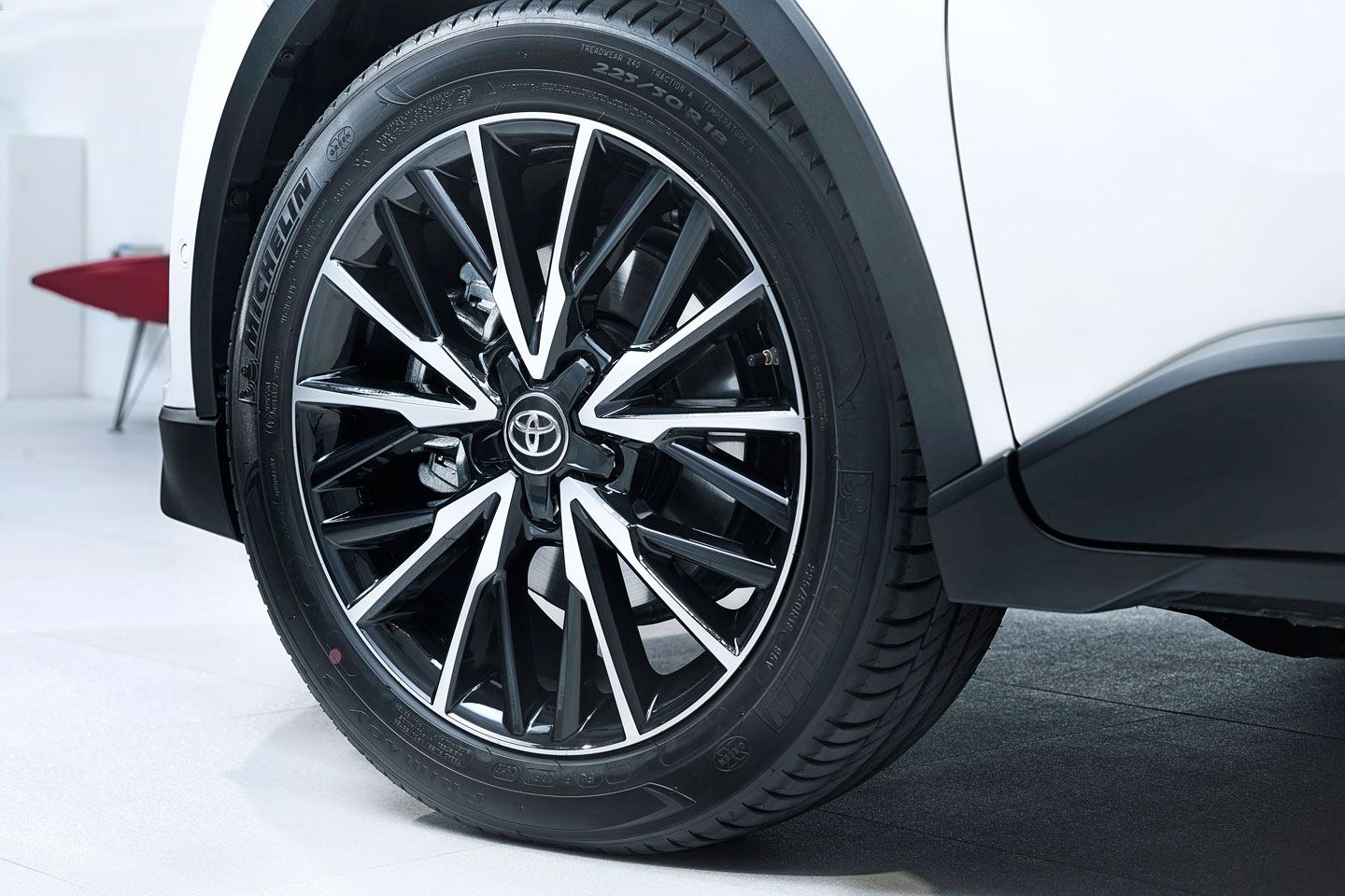 2017 Toyota C-HR Detayl� Resim Galerisi