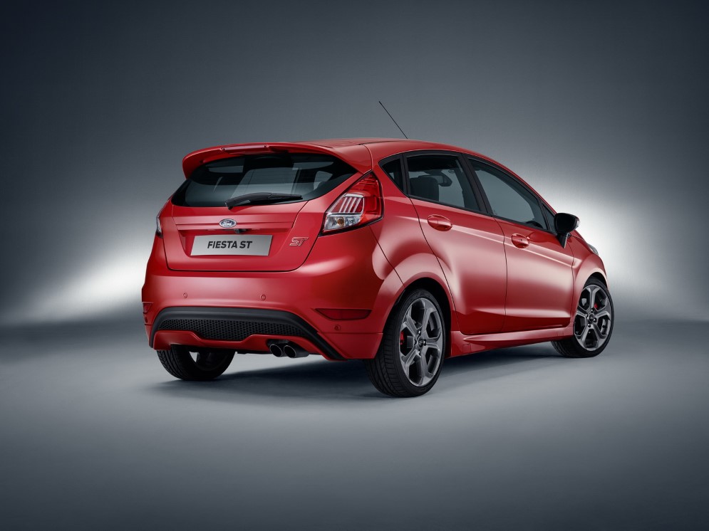 Ford be� kap�l� Fiesta ST resim galerisi