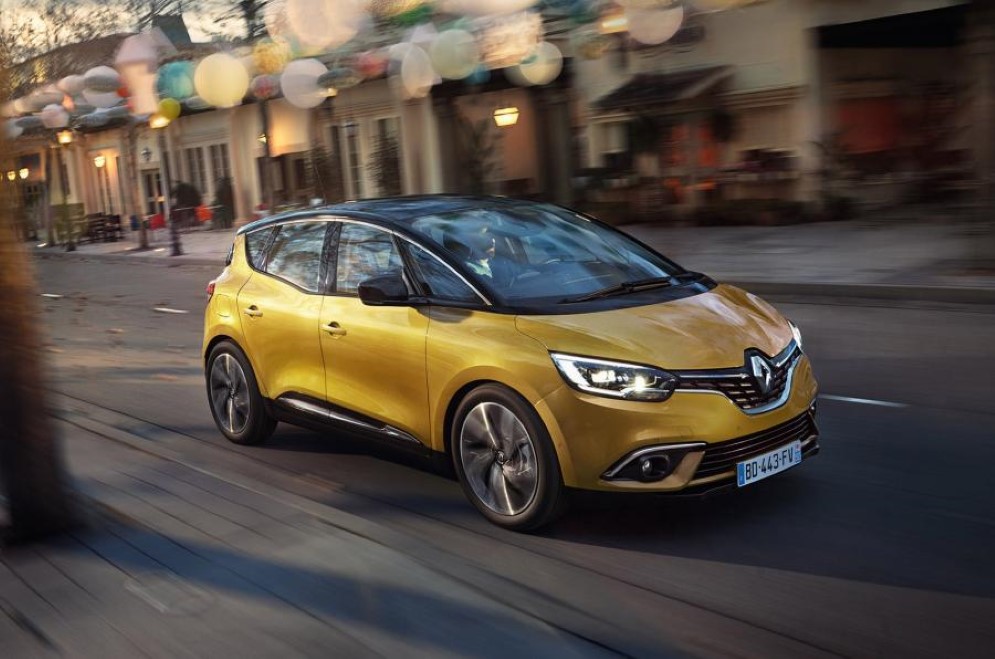 Renault Scenic NCAP'te 5 y�ld�z ald�