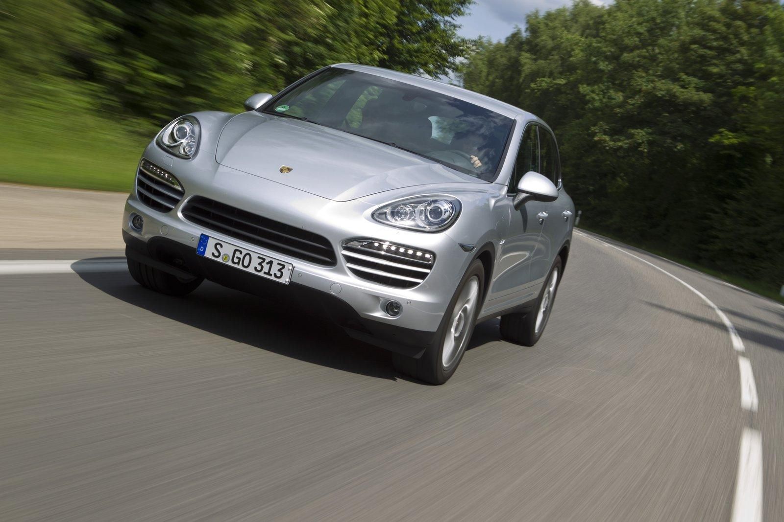 PORSCHE CAYENNE GALER